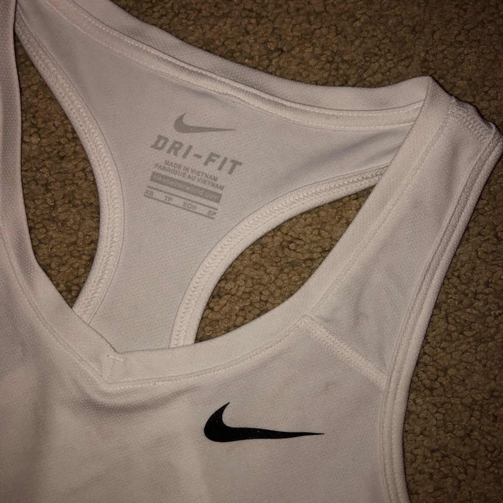 Nike tank